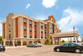 Holiday Inn Express & Suites San Antonio Frost Bank Center by IHG